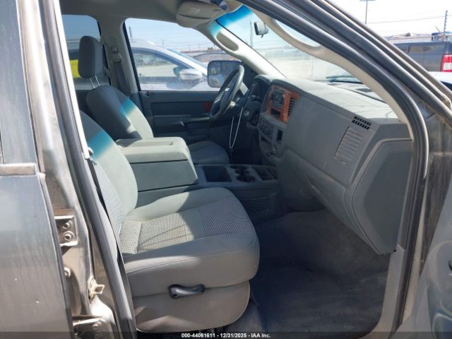 Dodge Ram 2500 Image 3