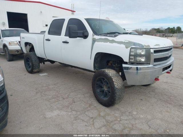  Salvage Chevrolet Silverado 2500