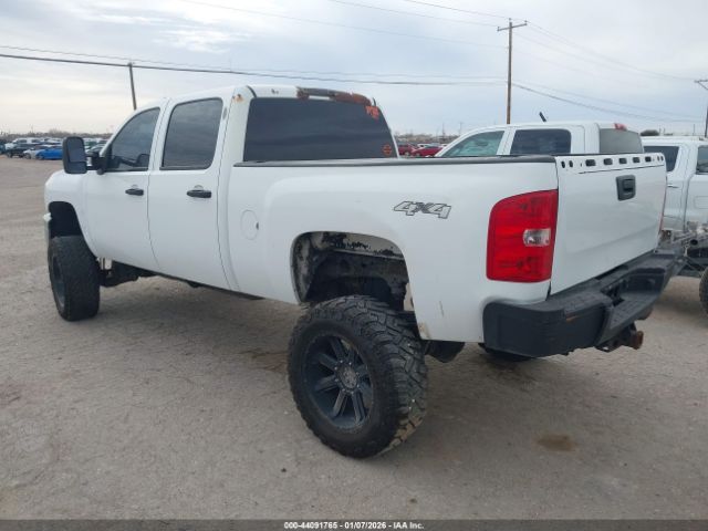 Chevrolet Silverado 2500 Lt Image 3