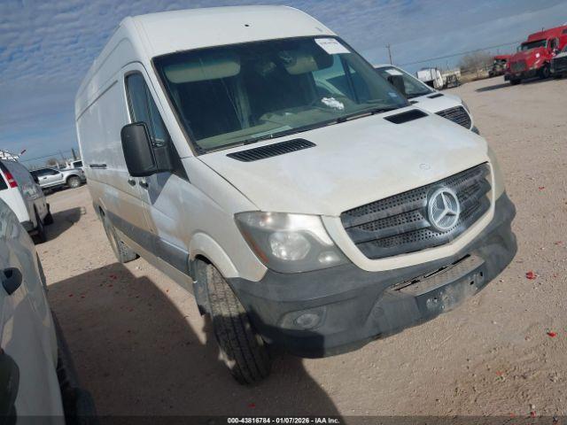  Salvage Mercedes-Benz Sprinter 2500