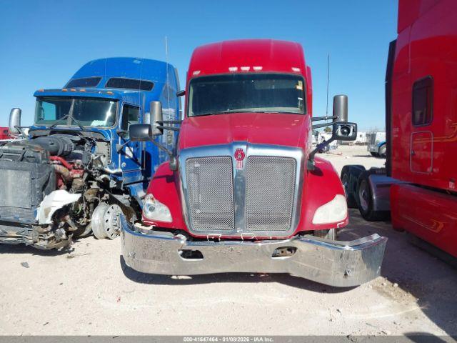 Kenworth T680 Image 15
