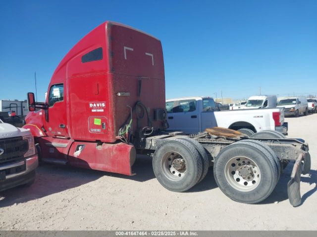 Kenworth T680 Image 11