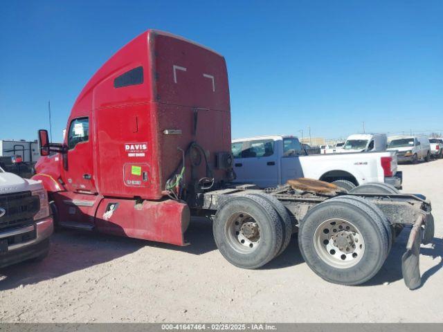 Kenworth T680 Image 11